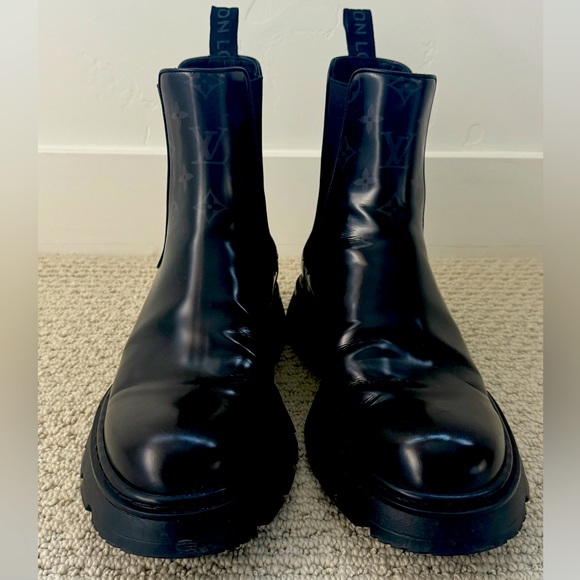 Louis Vuitton Bold Chelsea Boot size 9 US/8 LV - Picture 1 of 5